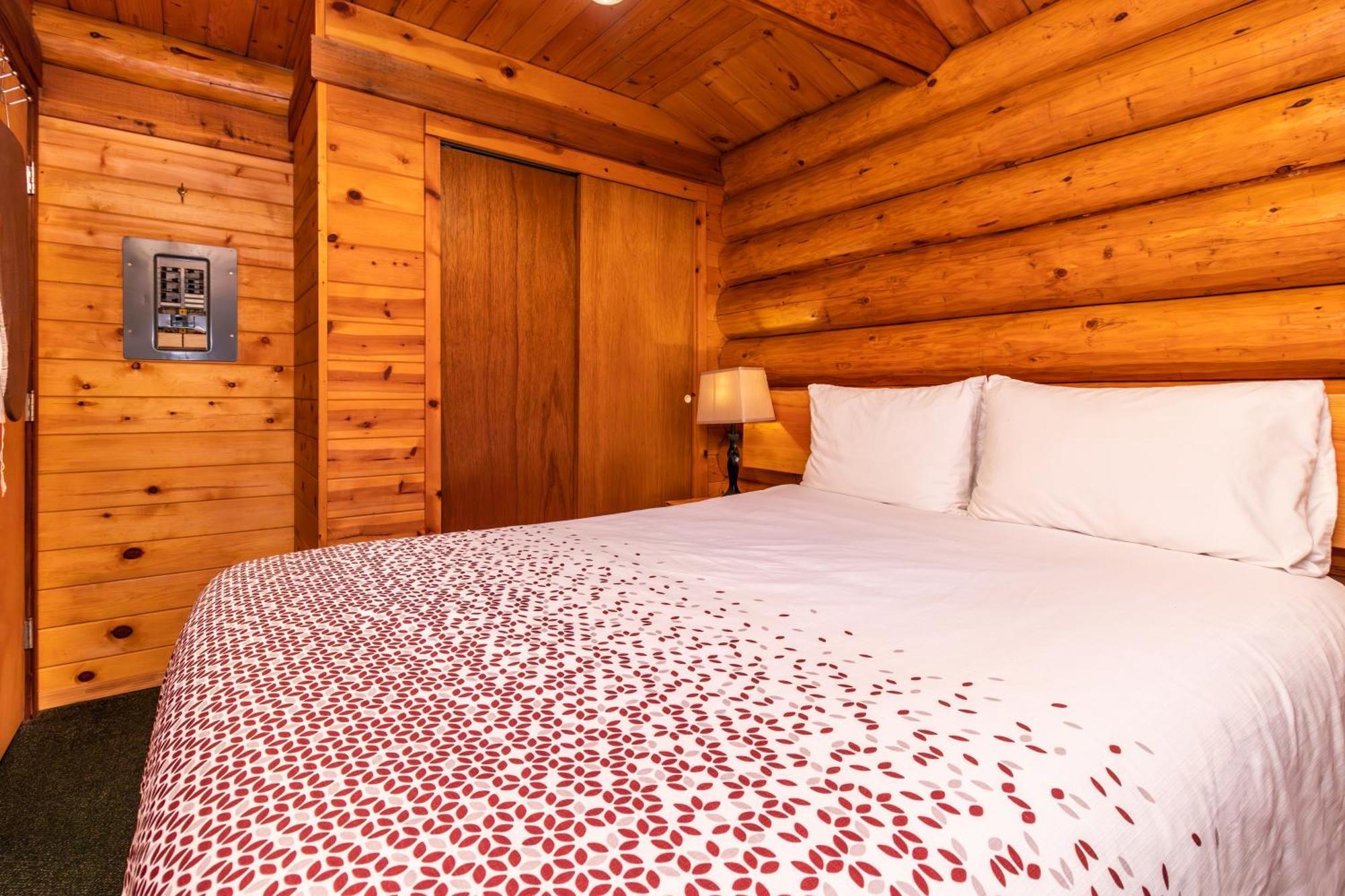 Riverbend Cottage & Rv Resort Parksville Exterior foto